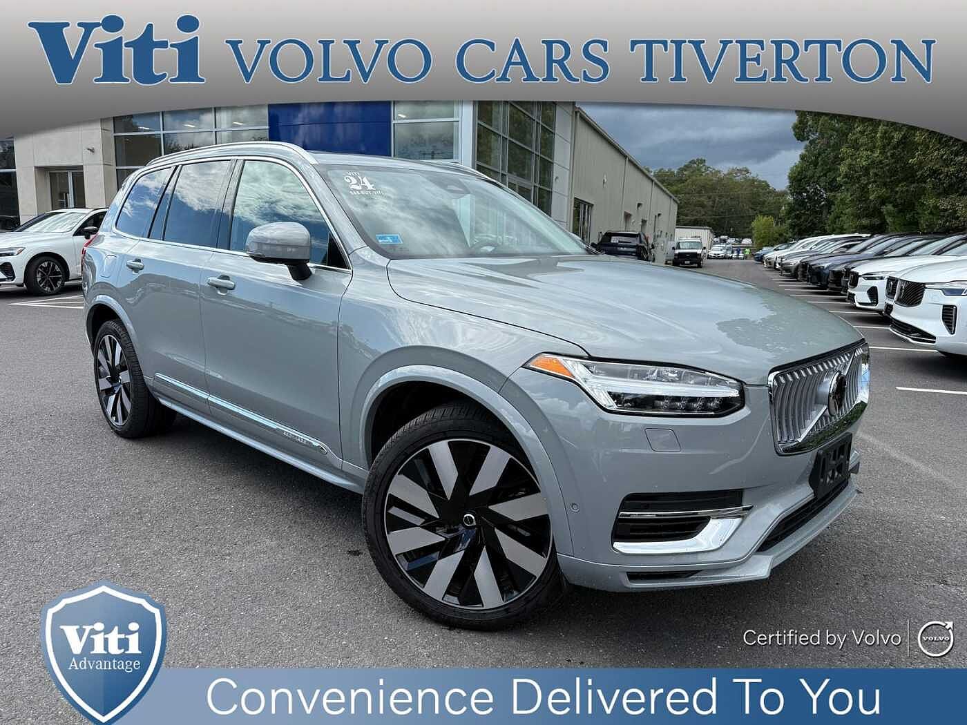 2024 Volvo XC90 Recharge T8 Plus Bright Theme 7P
