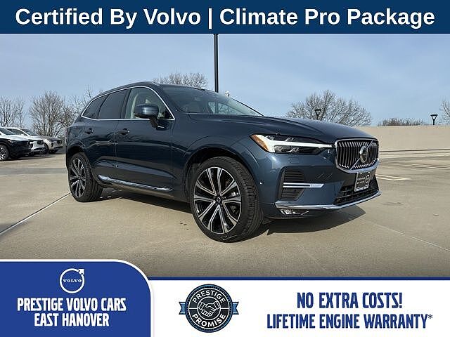 2023 Volvo XC60 B5 Ultimate Bright Theme