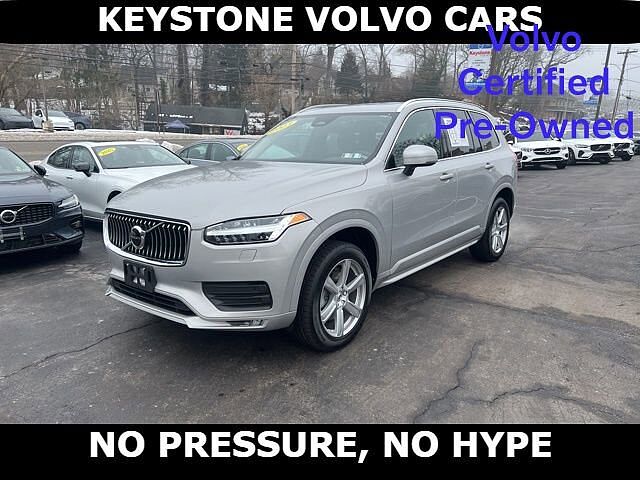 2023 Volvo XC90 B5 Core