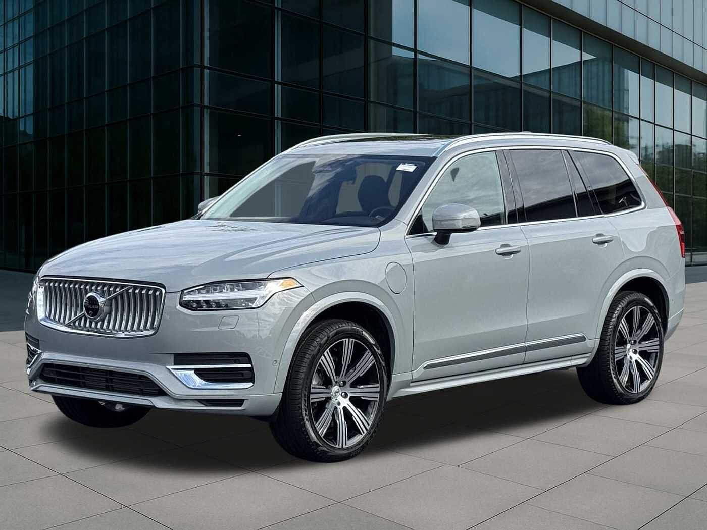 2025 Volvo XC90 T8 Plus Bright Theme 7P