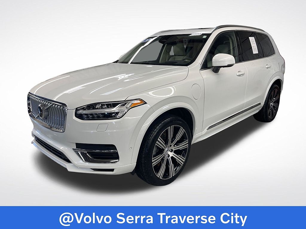 2024 Volvo XC90 Recharge T8 Ultimate Bright Theme 7P